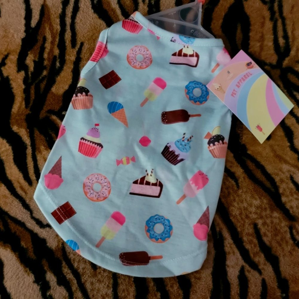Pet Tee Dog or Cat Summer Cupcakes and Ice Cream xs sm med ea, New w/ Tag!
